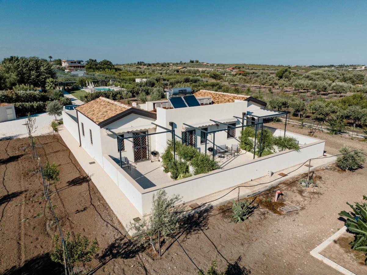 Baglio Il Gelso E L'Ulivo Appartamento Il Fico Noto Exterior foto